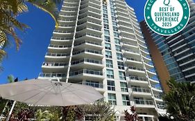 The Crest Apartments - Main Beach