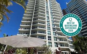 The Crest Apartments - Main Beach